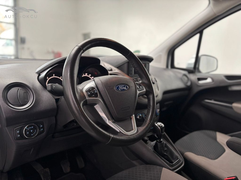 Ford Tourneo Courier 2019