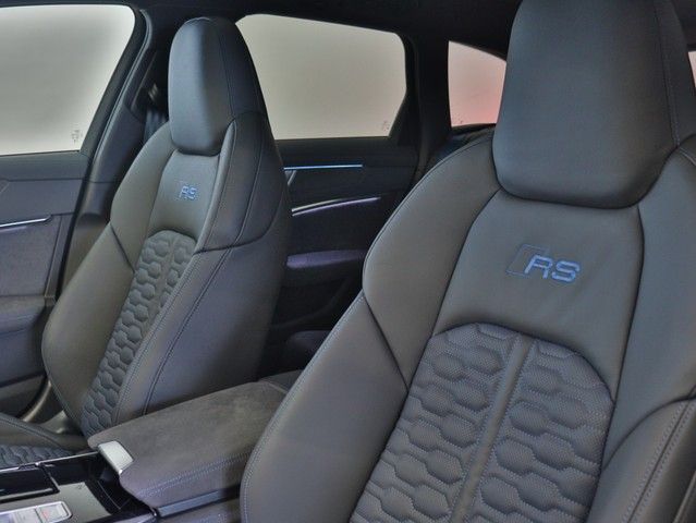 Audi RS6 2024