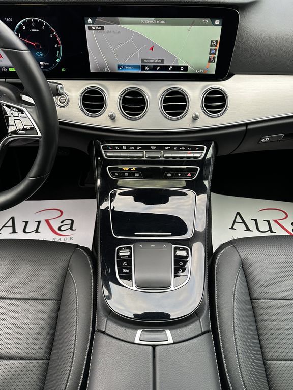 Mercedes-Benz E 300 2021