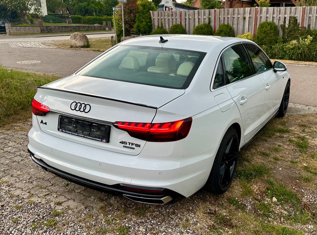 Audi A4 2022
