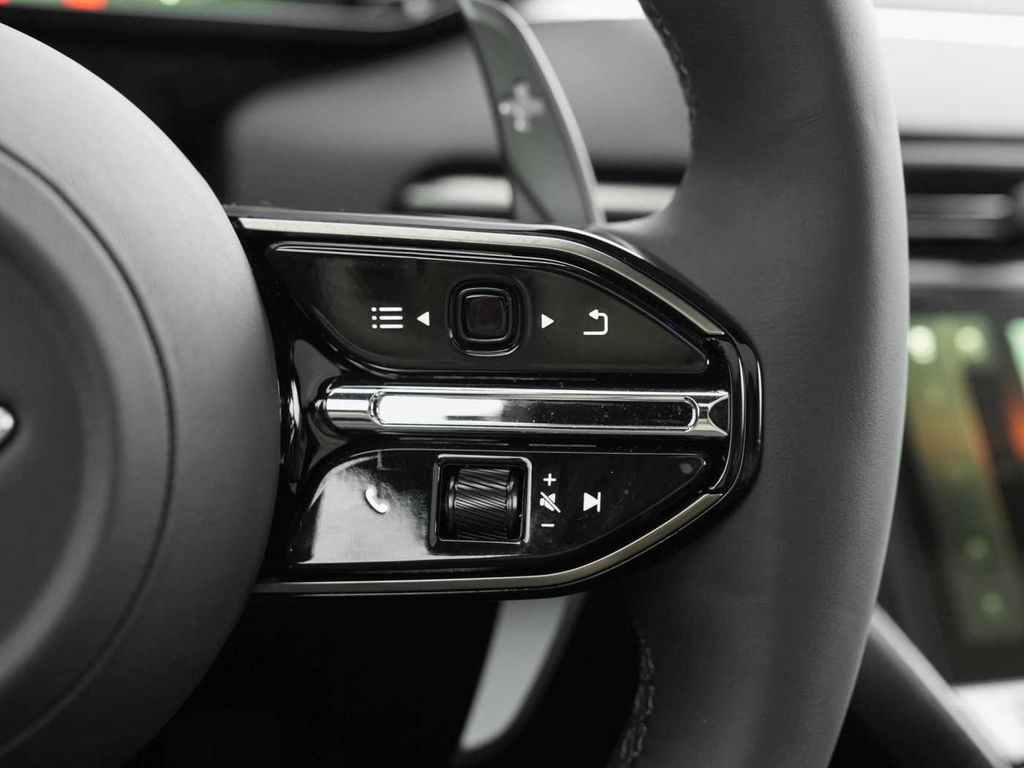 Aston Martin Vanquish