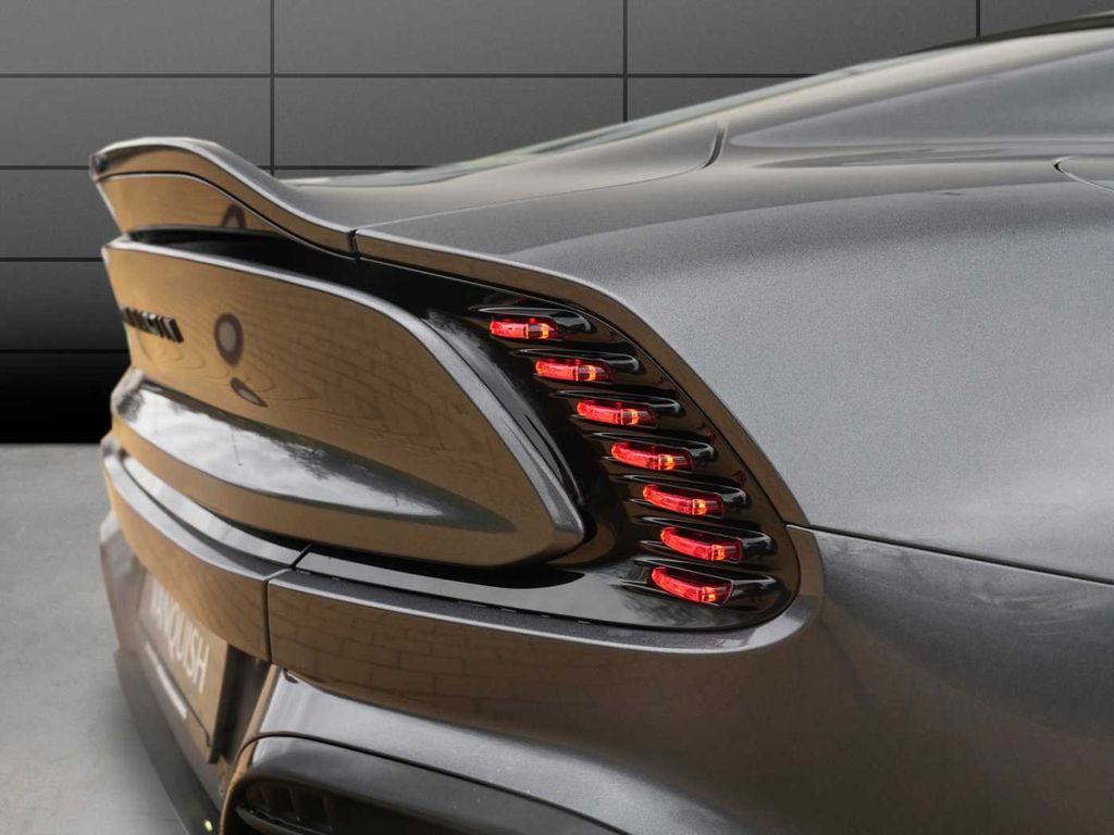 Aston Martin Vanquish