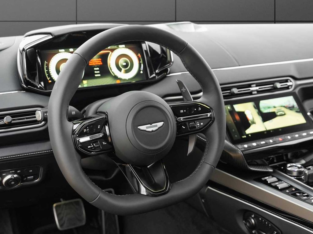 Aston Martin Vanquish