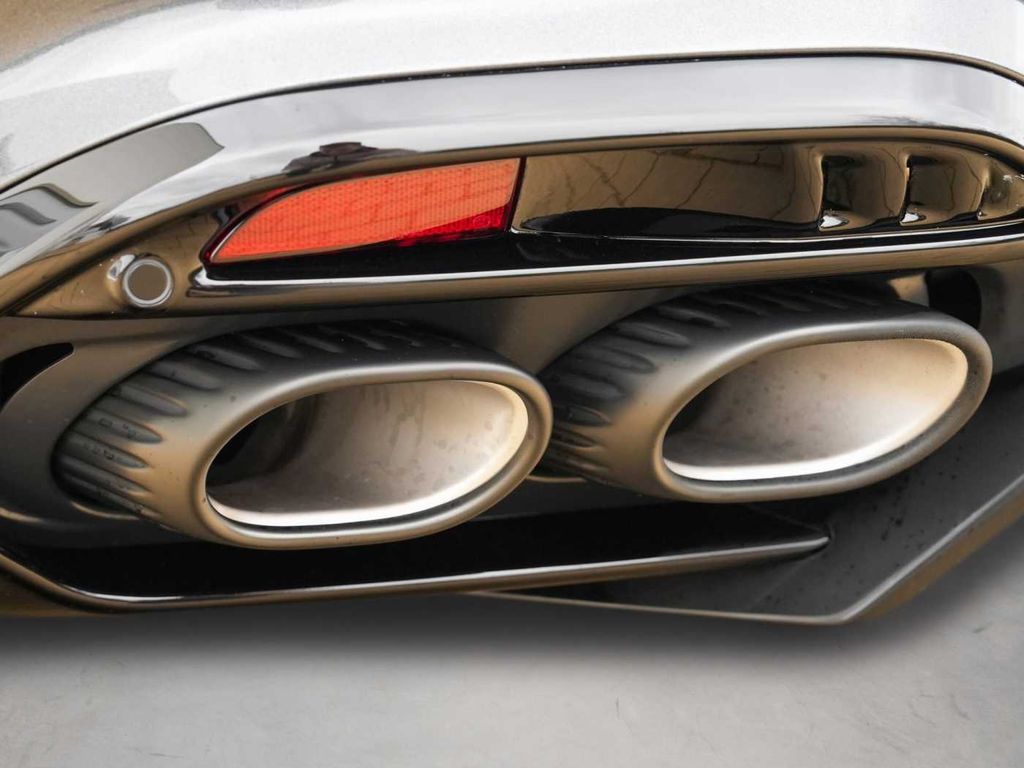 Aston Martin Vanquish