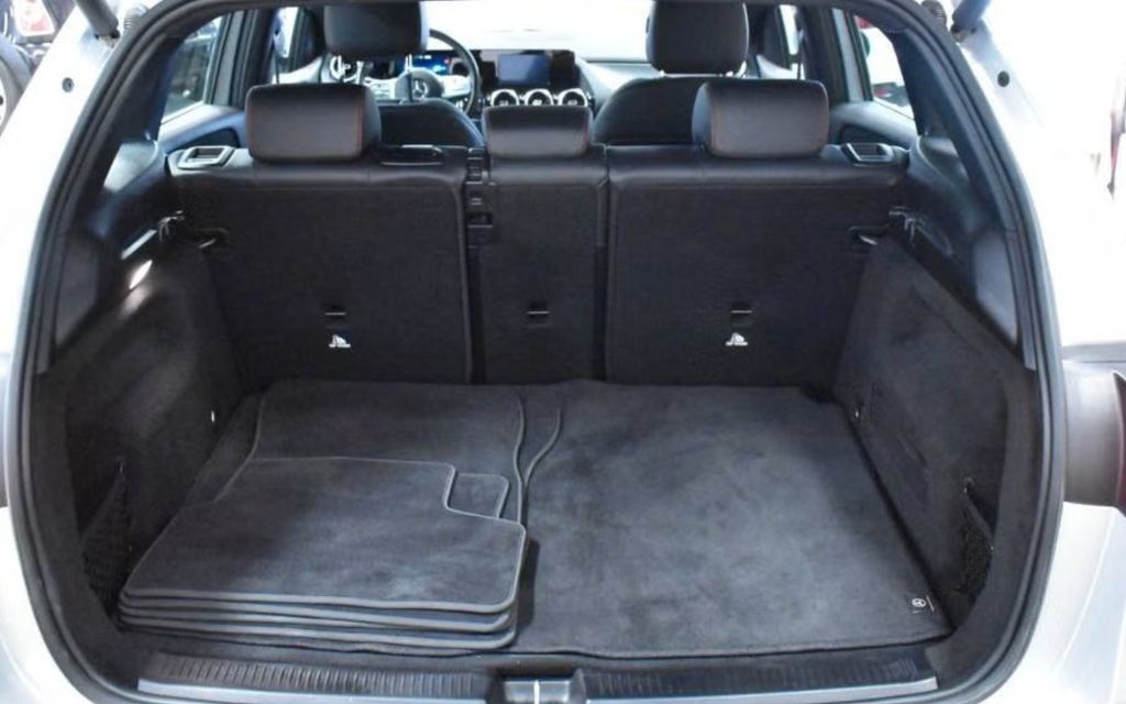 Mercedes-Benz B 180 2020