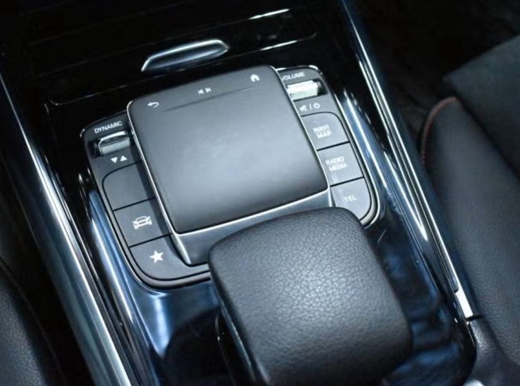 Mercedes-Benz B 180 2020