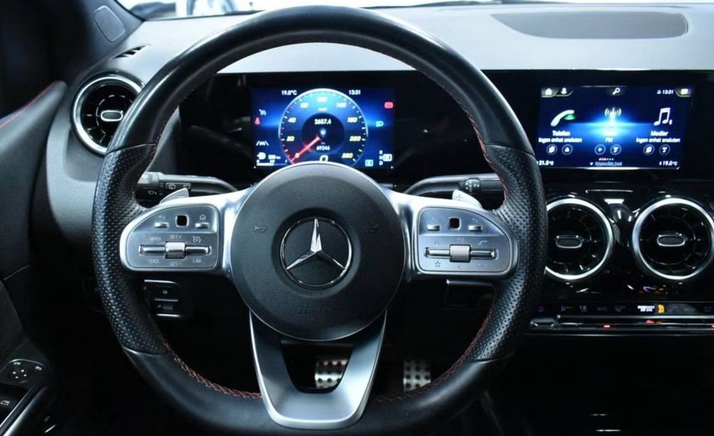 Mercedes-Benz B 180 2020