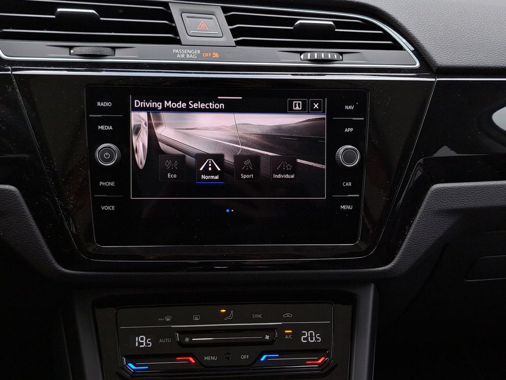 Volkswagen Touran 2024