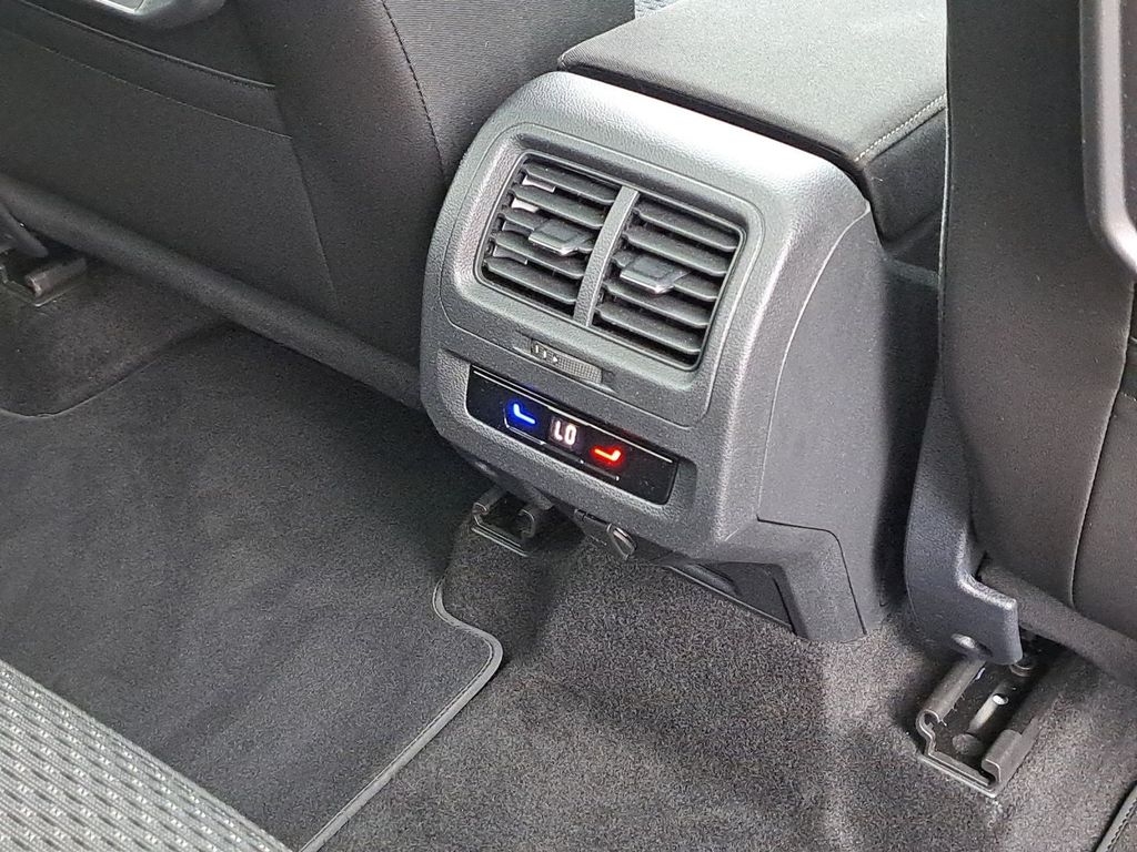 Volkswagen Touran 2024