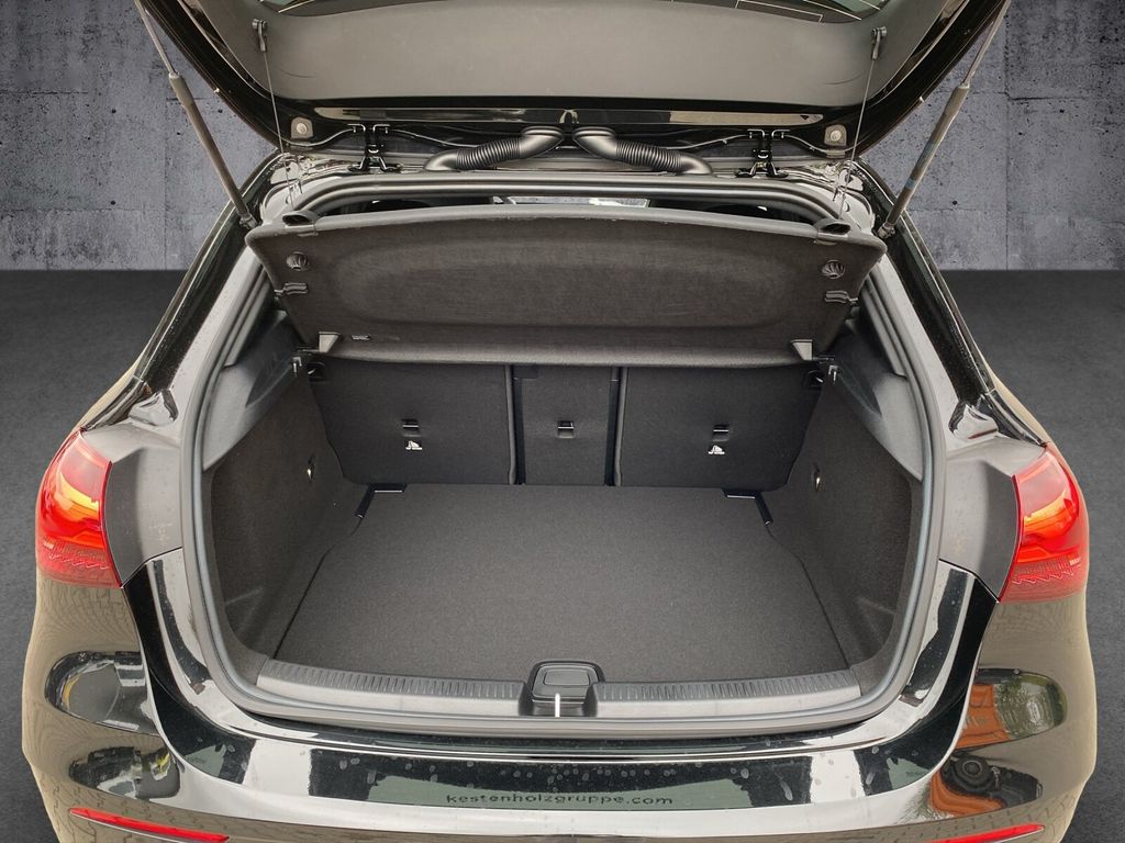 Mercedes-Benz A 200 2025