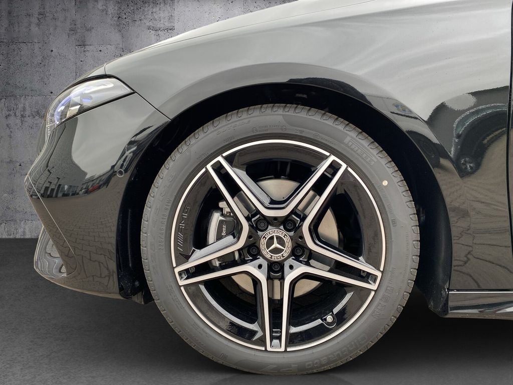 Mercedes-Benz A 200 2025