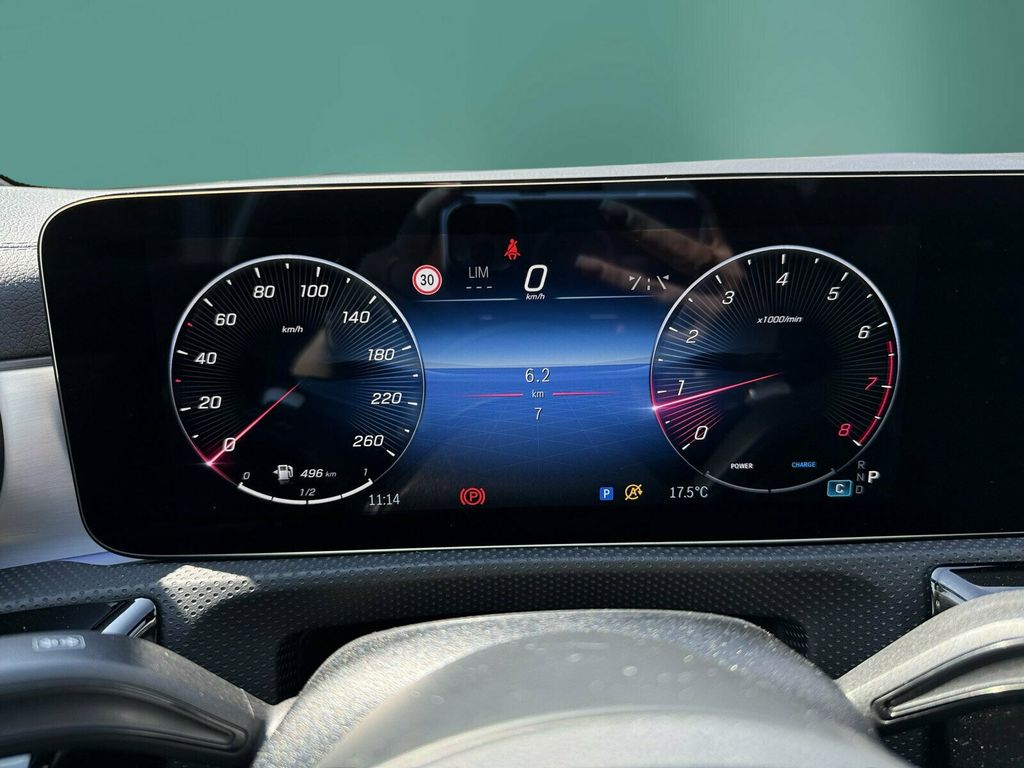 Mercedes-Benz CLA 200 2025