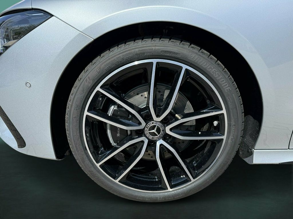 Mercedes-Benz CLA 200 2025