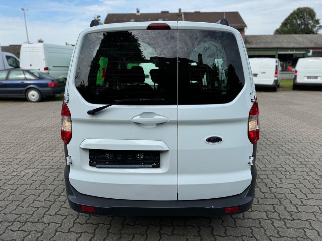 Ford Transit Courier 2018