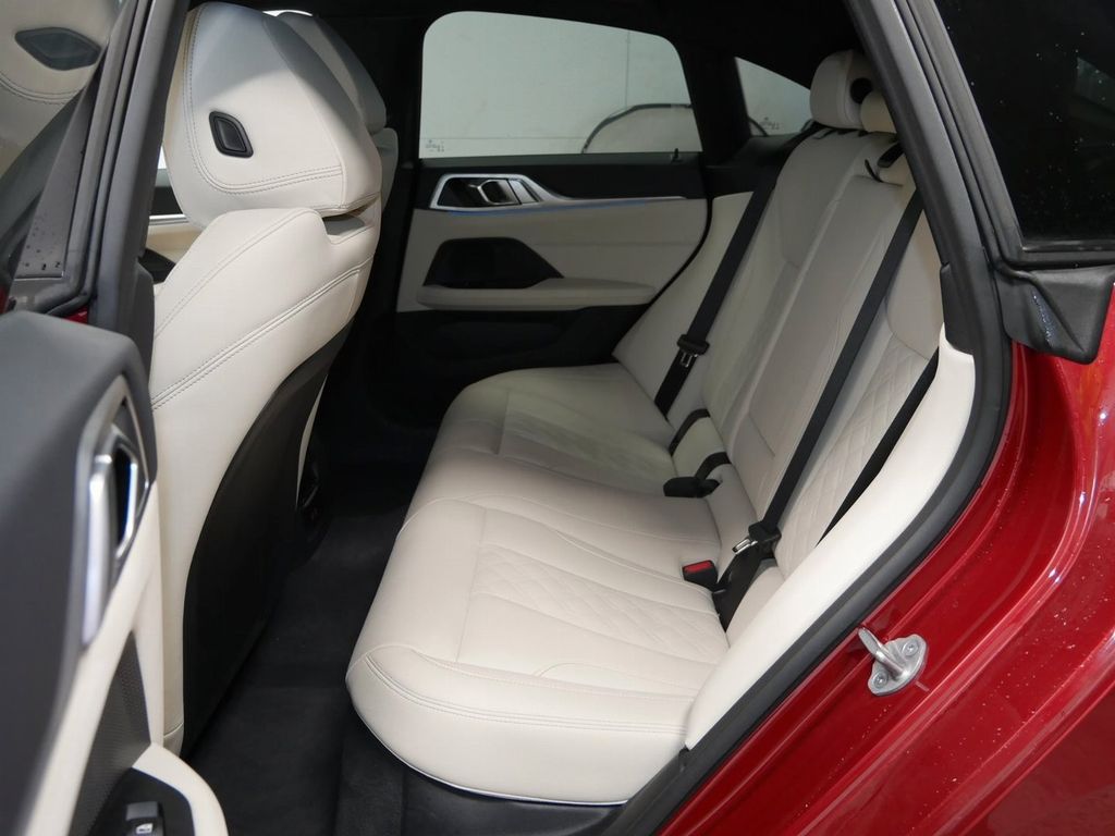 BMW i4 2024