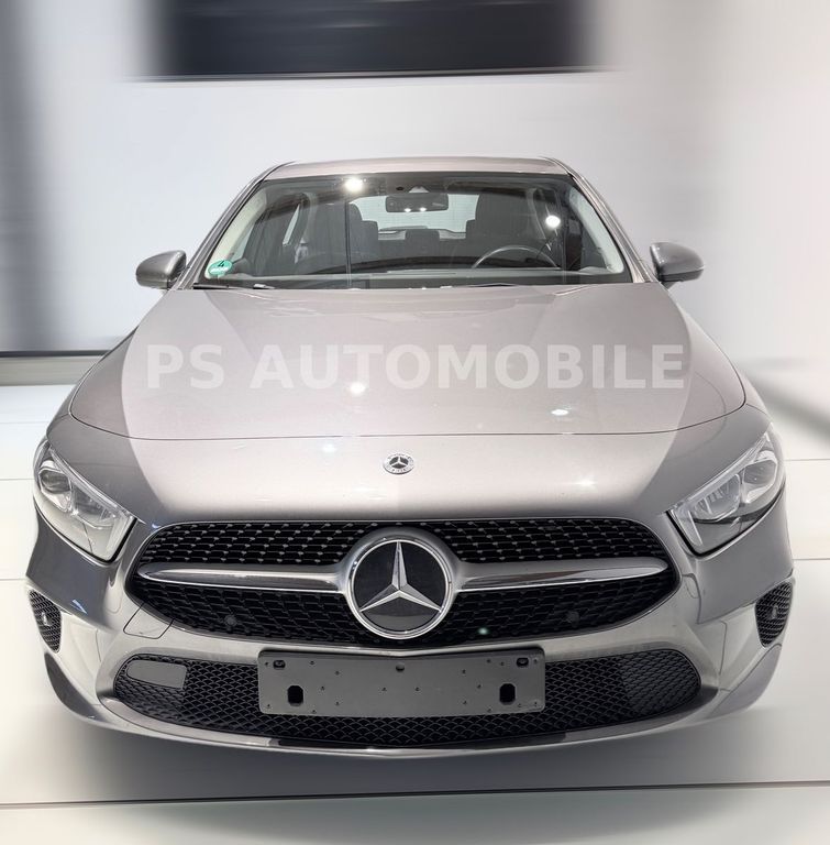 Mercedes-Benz A 180 2021