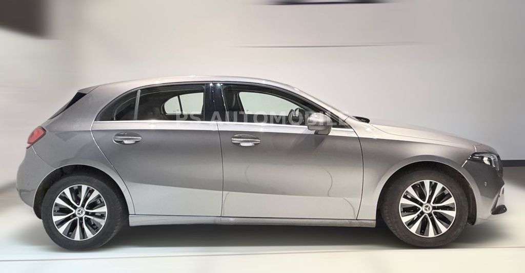 Mercedes-Benz A 180 2021