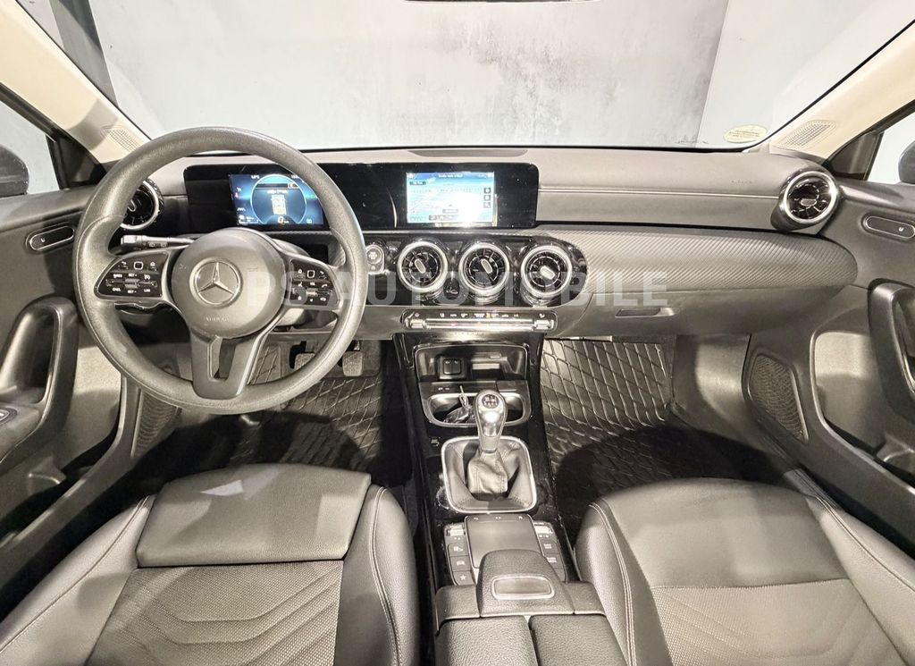 Mercedes-Benz A 180 2021