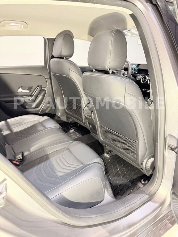 Mercedes-Benz A 180 2021
