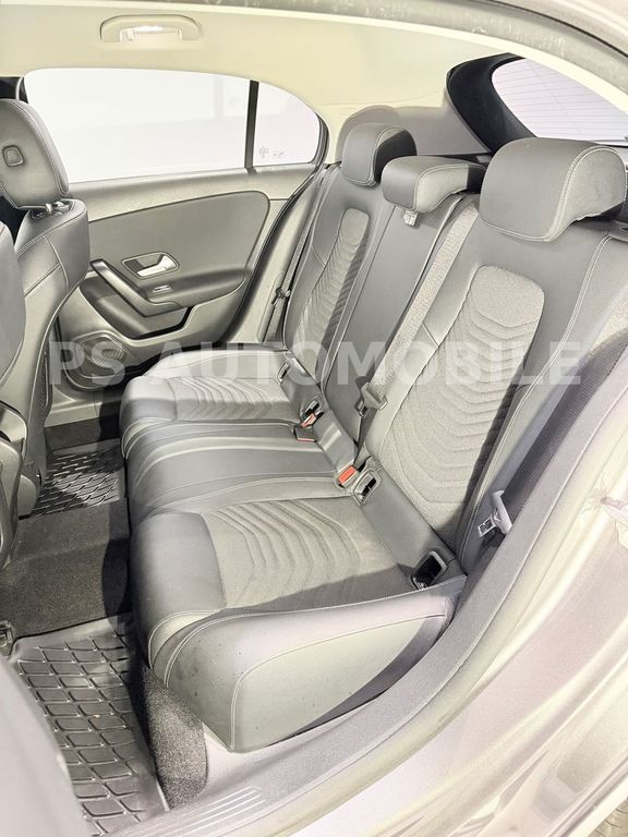 Mercedes-Benz A 180 2021