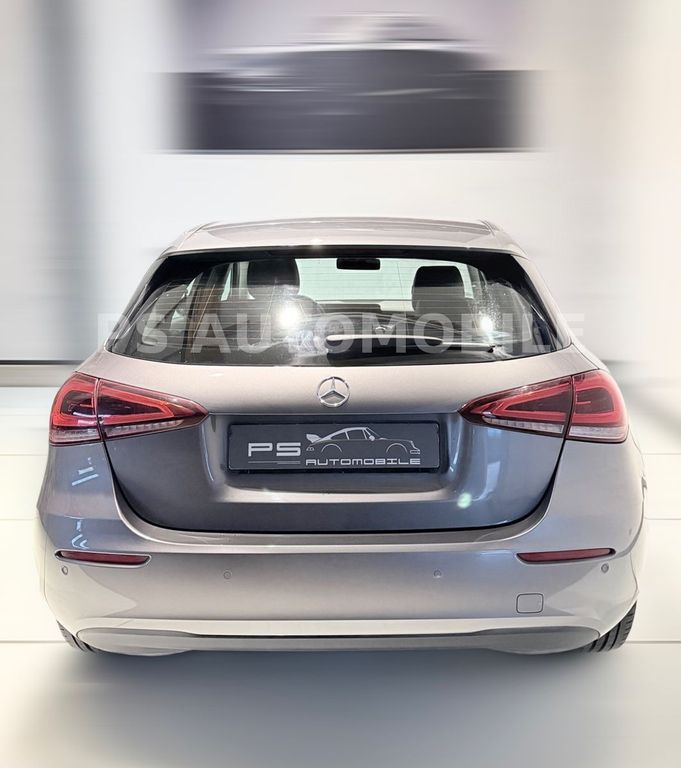 Mercedes-Benz A 180 2021