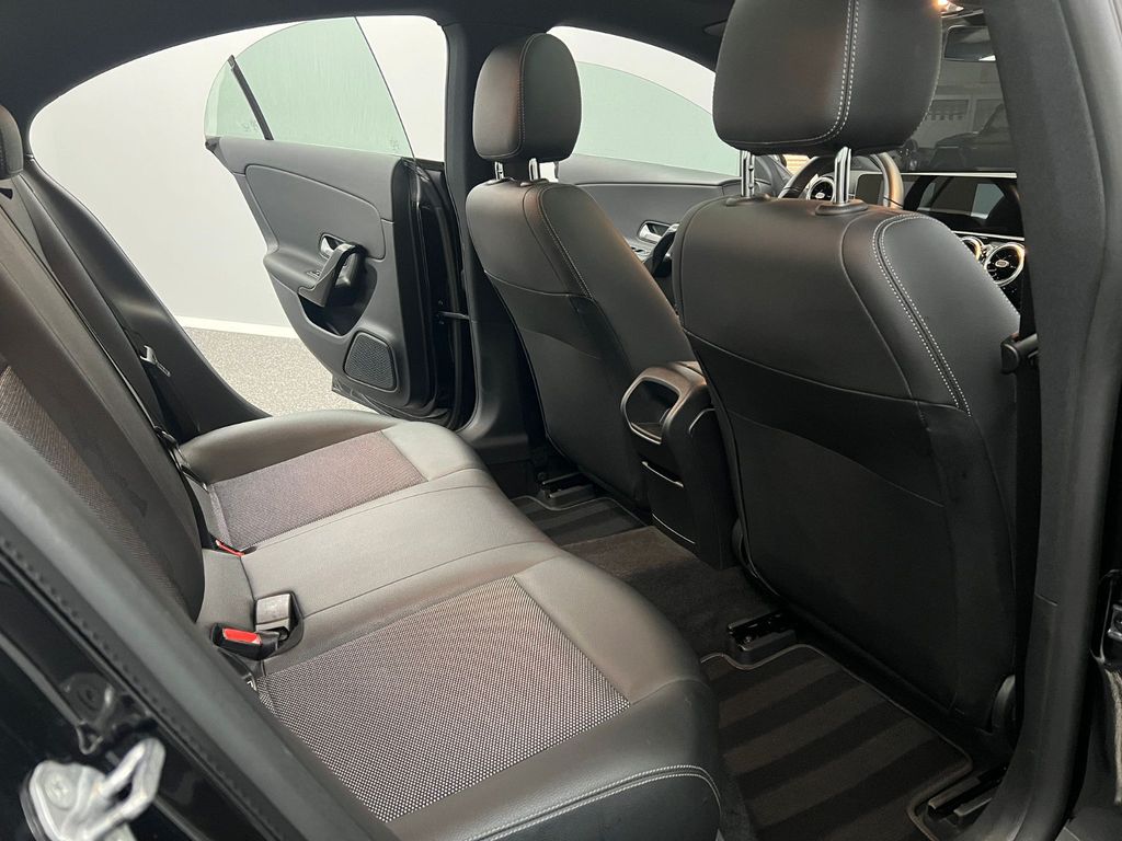 Mercedes-Benz CLA 180 2020