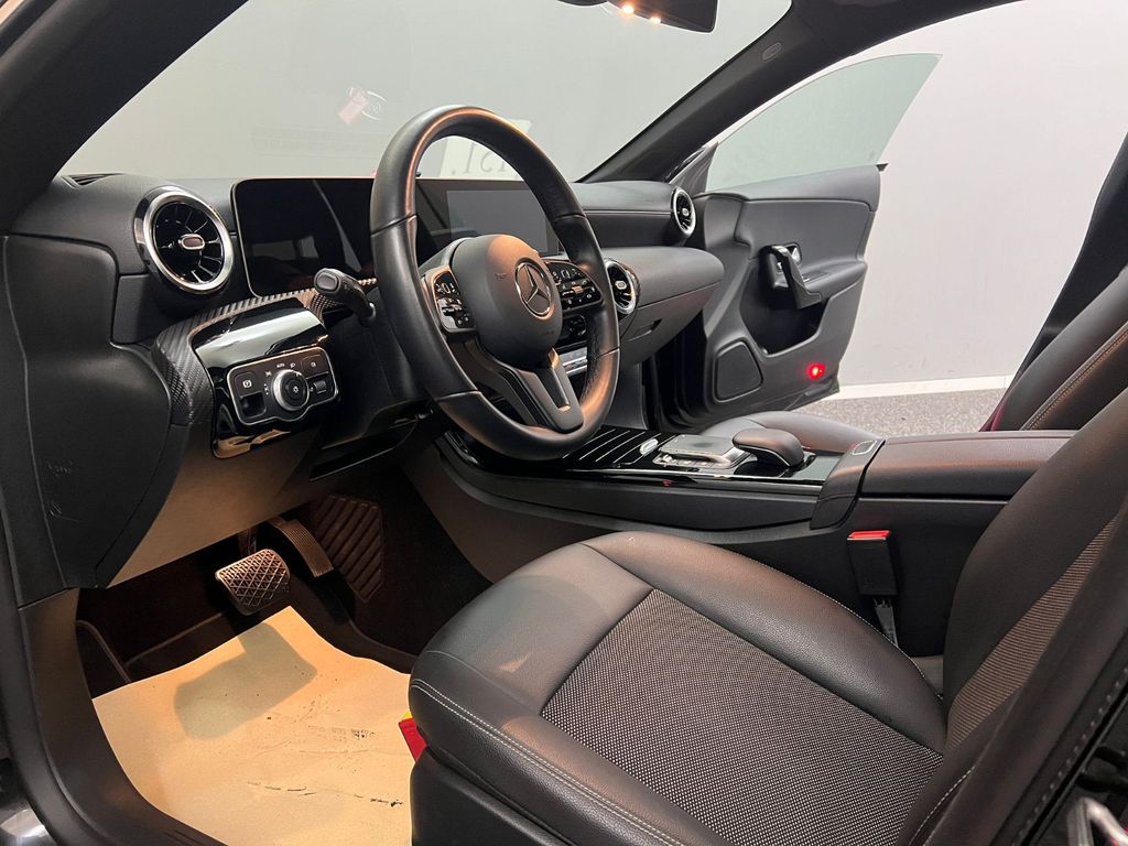 Mercedes-Benz CLA 180 2020