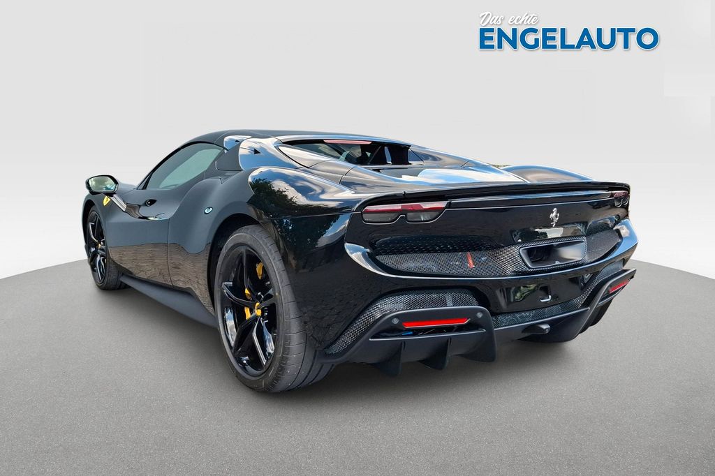 Ferrari 296 GTS 2025