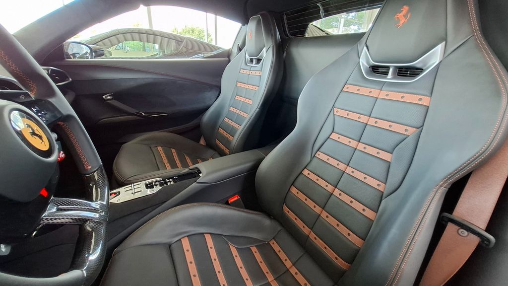 Ferrari 296 GTS 2025