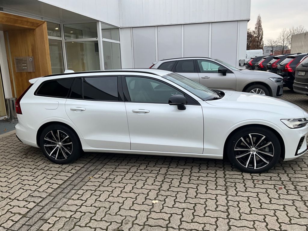 Volvo V60 2022