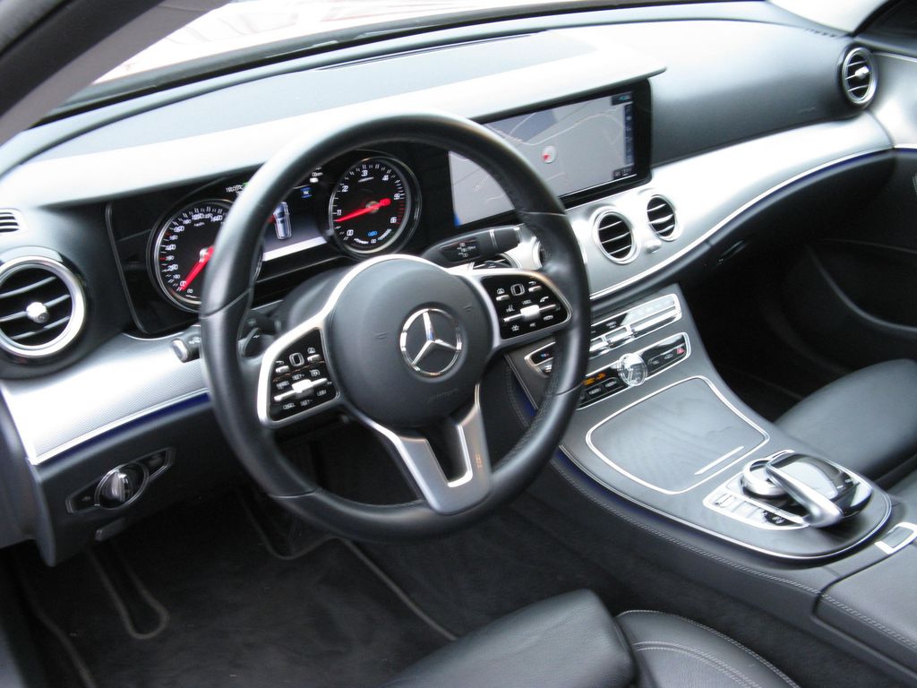 Mercedes-Benz E 300 2019