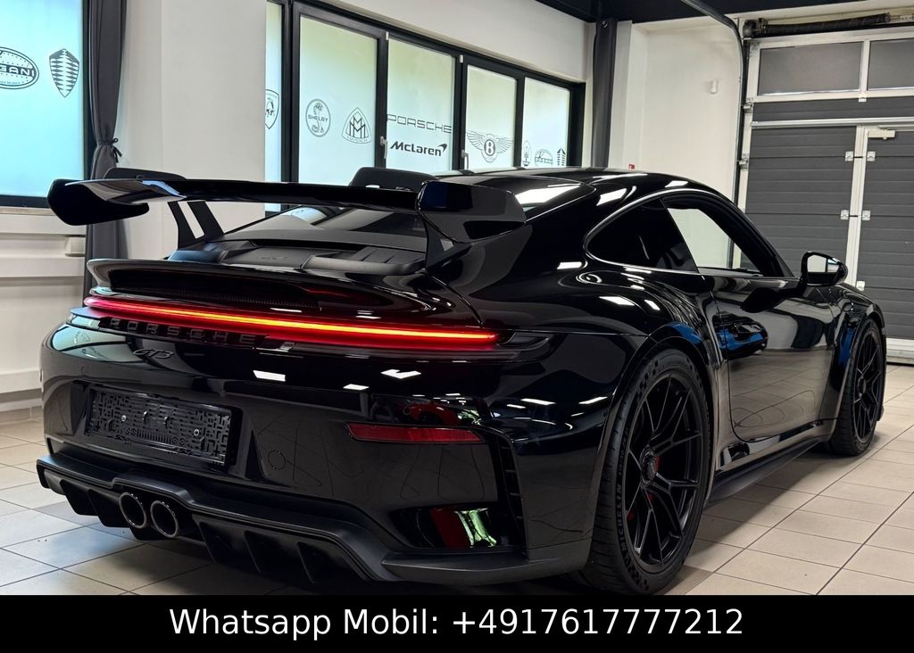 Porsche 992