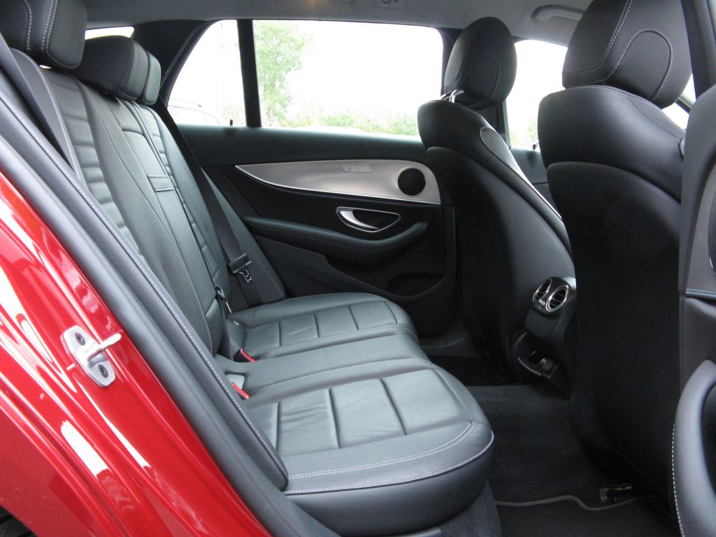 Mercedes-Benz E 300 2019