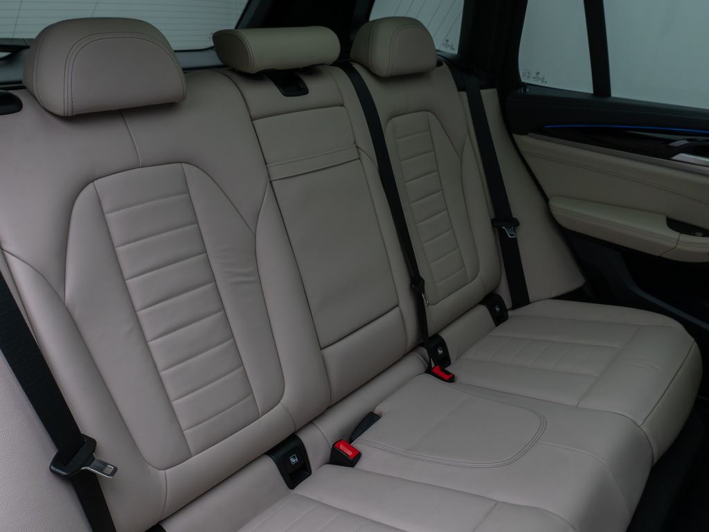 BMW iX3 2022