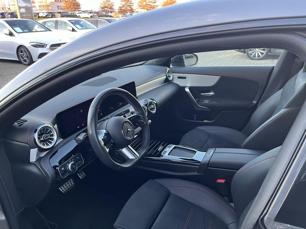 Mercedes-Benz CLA 200 2024