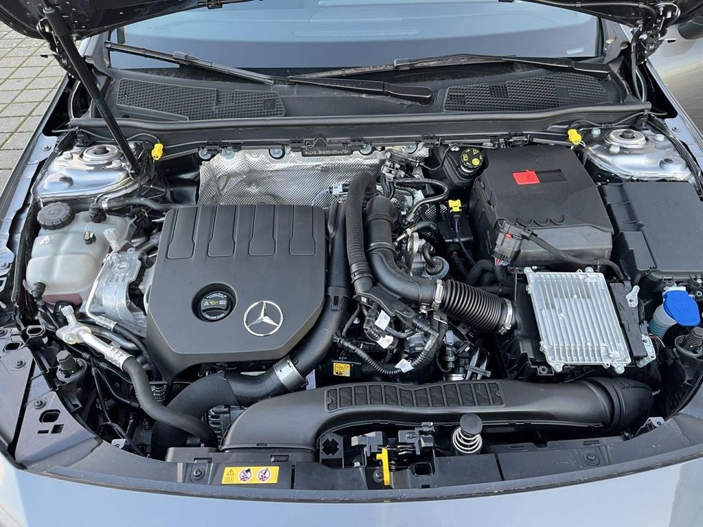 Mercedes-Benz CLA 200 2024