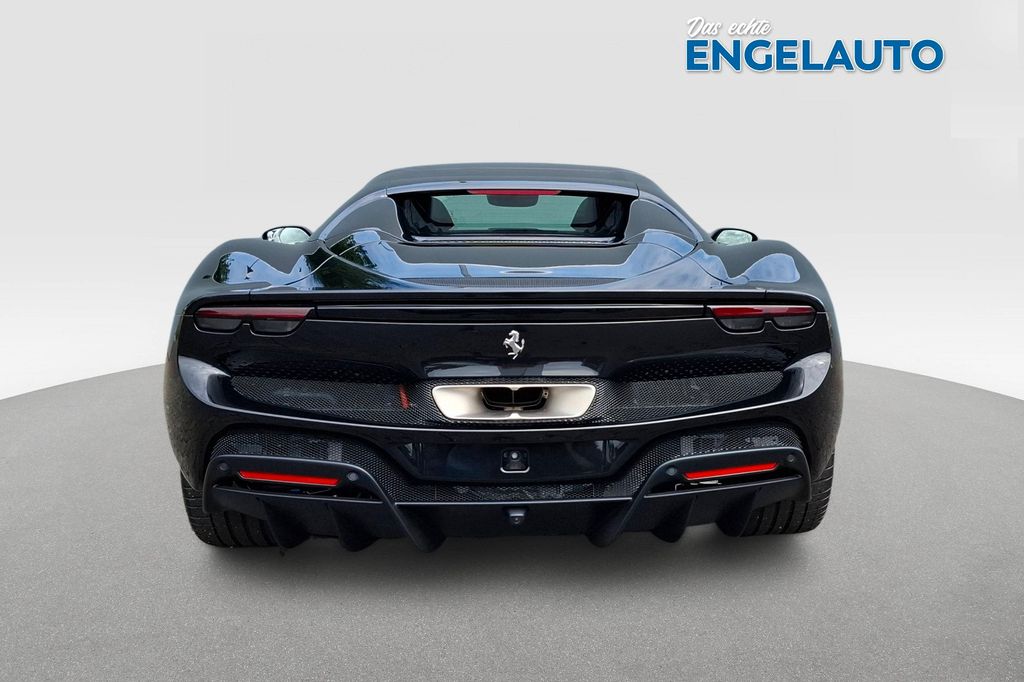 Ferrari 296 GTS 2024