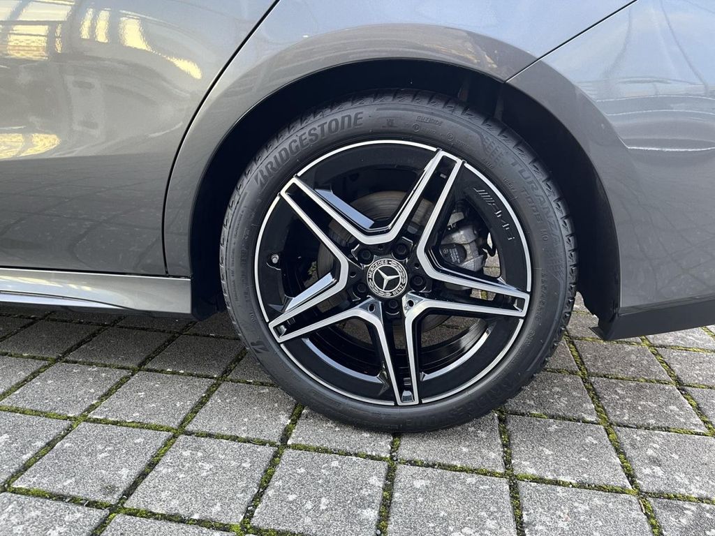 Mercedes-Benz CLA 200 2024