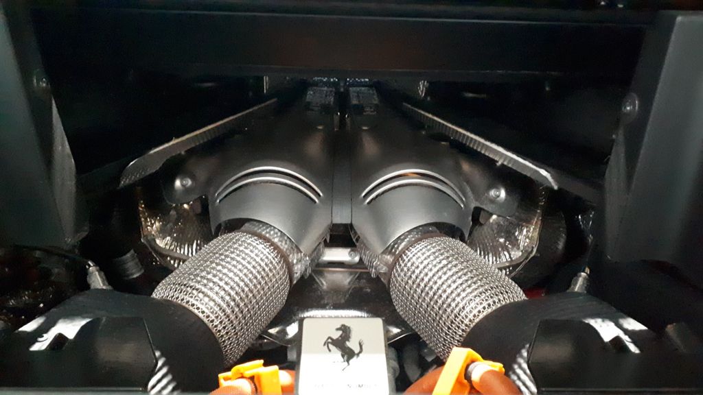 Ferrari 296 GTS 2024