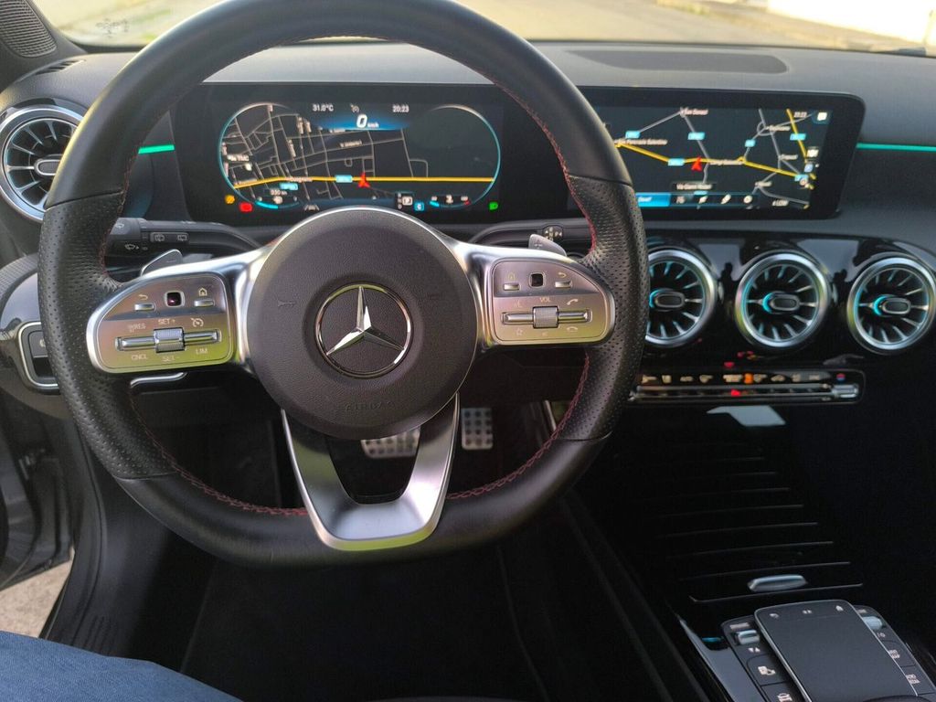 Mercedes-Benz A 180 2021