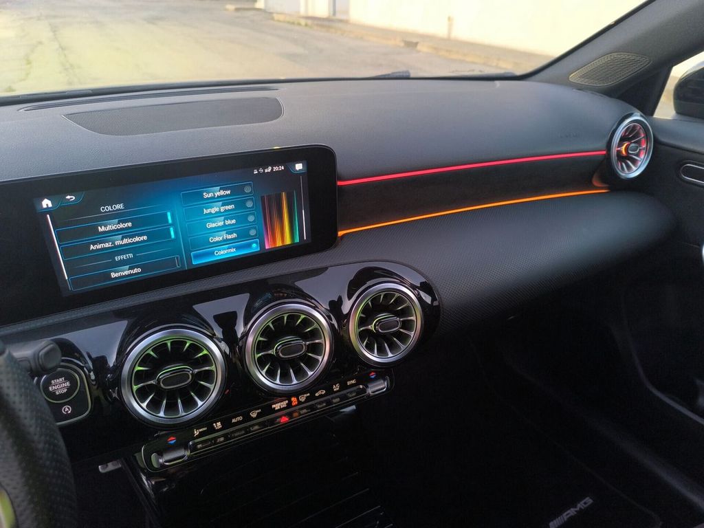 Mercedes-Benz A 180 2021