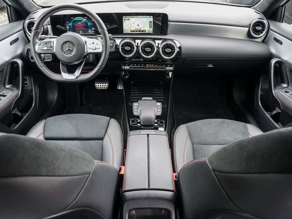 Mercedes-Benz A 250 2022