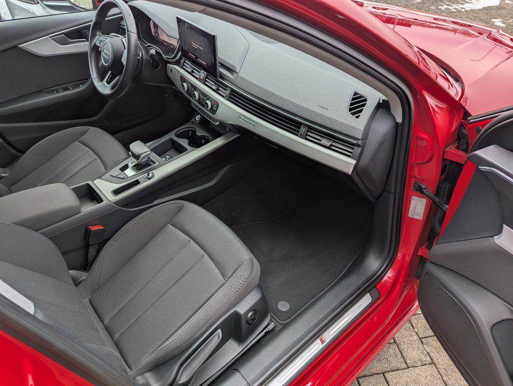 Audi A4 2019