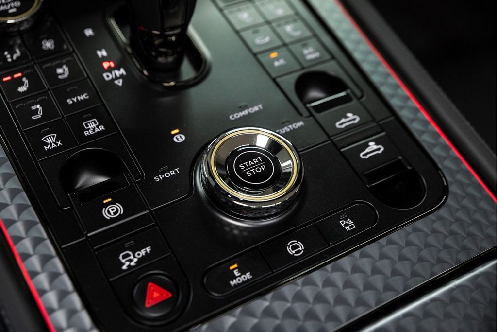 Bentley Continental GTC 2025