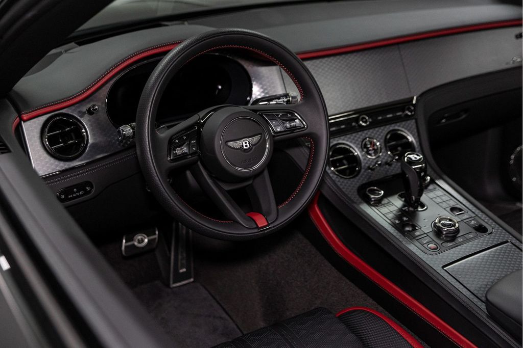 Bentley Continental GTC 2025