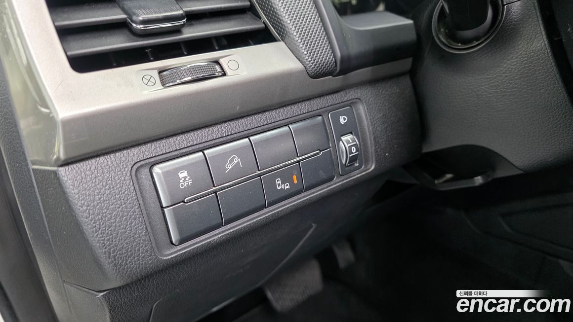 KG_Mobility_Ssangyong Rexton 2018