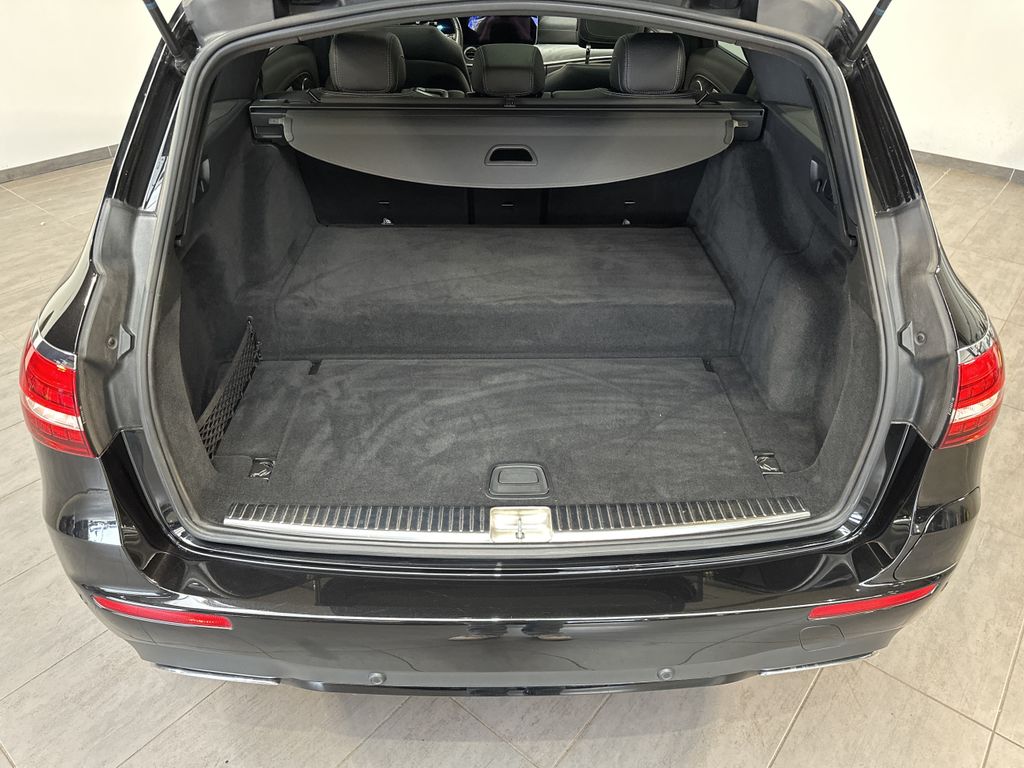 Mercedes-Benz E 300 2022