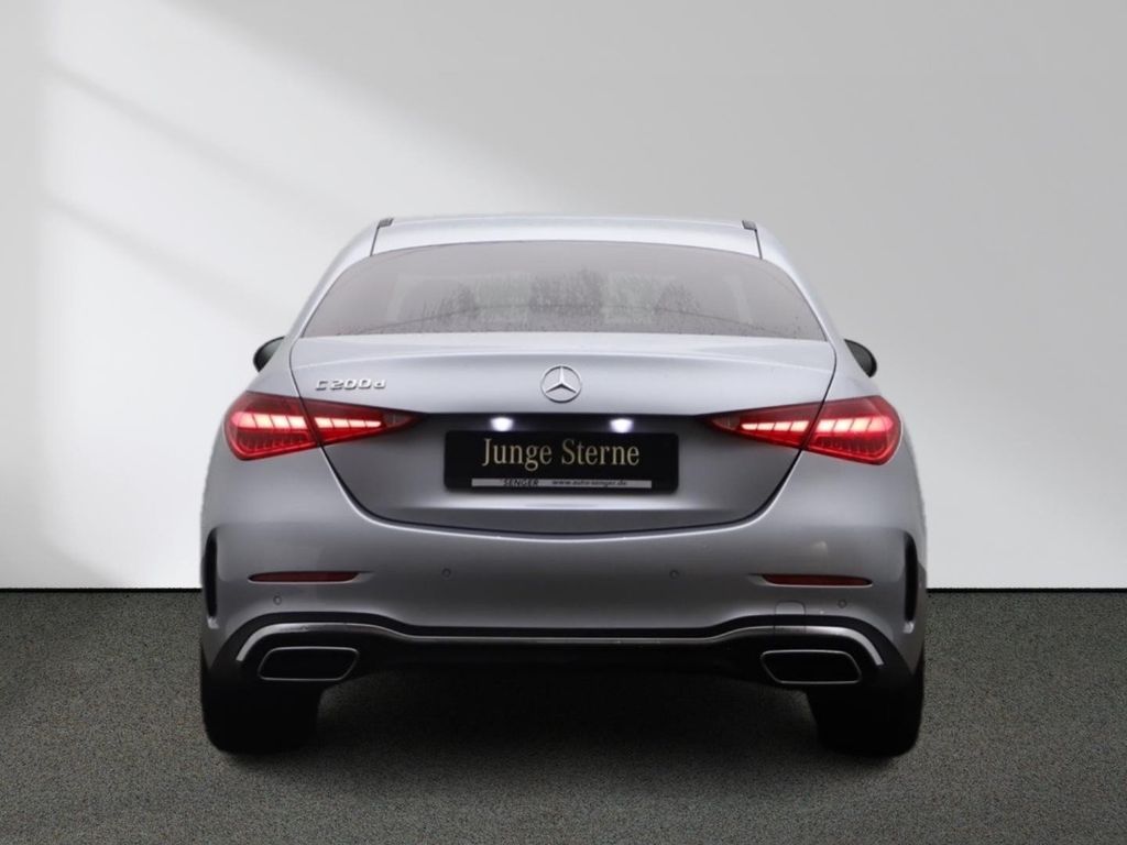 Mercedes-Benz C 200 2025