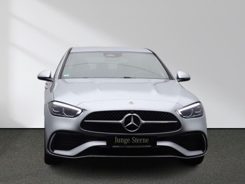 Mercedes-Benz C 200 2025