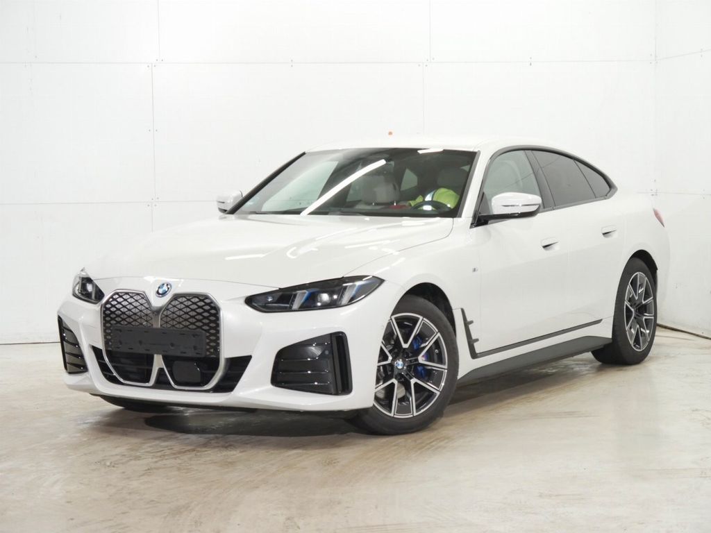 BMW i4 2024